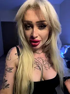 Snapshot of JennaLinn chatting on 10/21/25, 01:28 JennaLinn online show from 10/21/25, 01:28