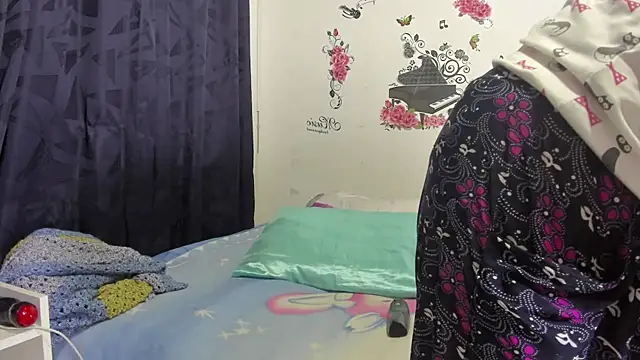 anthonela mature  online show from 03/17/25, 10:49