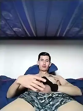 Snapshot of BIG___BEN chatting on 12/17/24, 09:16 BIG BEN online show from 12/17/24, 09:16