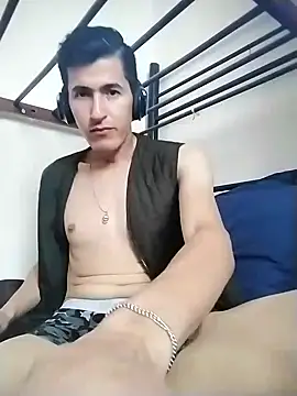 Snapshot of BIG___BEN chatting on 12/19/24, 06:12 BIG BEN online show from 12/19/24, 06:12