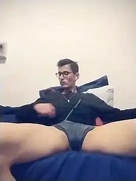 Snapshot of BIG___BEN chatting on 01/01/25, 03:35 BIG BEN online show from 01/01/25, 03:35