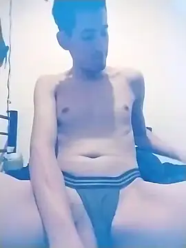 Snapshot of BIG___BEN chatting on 01/17/25, 01:57 BIG BEN online show from 01/17/25, 01:57