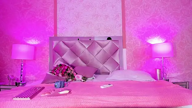 AntonellaRossi online show from 09/22/25, 07:38