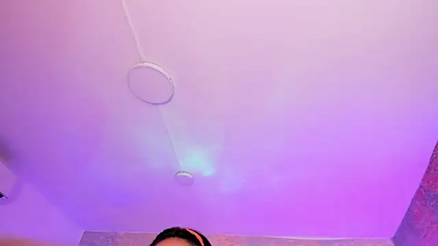 AntonellaRossi online show from 10/05/25, 07:34