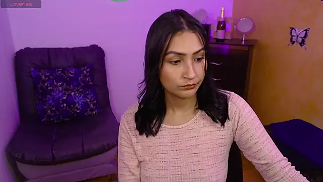 Snapshot of leah-666 chatting on 02/04/25, 01:59 leah-666 online show from 02/04/25, 01:59