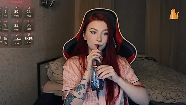 Cute lina online show from 01/30/25, 10:41