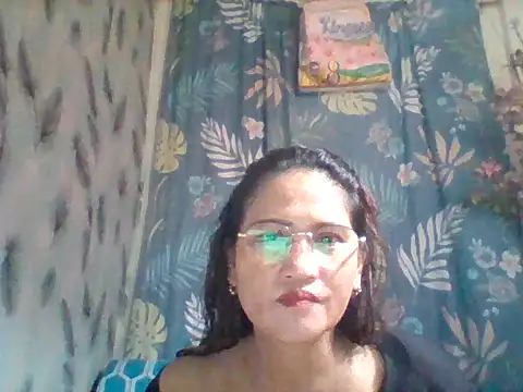 Amazing Angel22 online show from 10/16/25, 01:39
