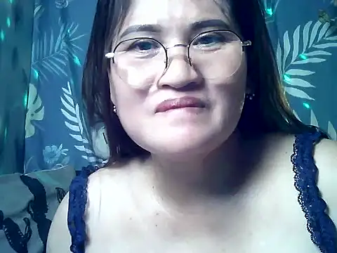 Amazing Angel22 online show from 05/15/26, 12:45
