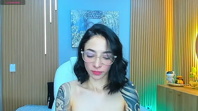 Snapshot of barbie_scoth_ chatting on 05/31/26, 03:36 barbie scoth online show from 05/31/26, 03:36