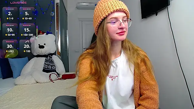 KateJonson online show from 02/17/25, 12:48