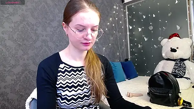 KateJonson online show from 01/15/26, 08:41