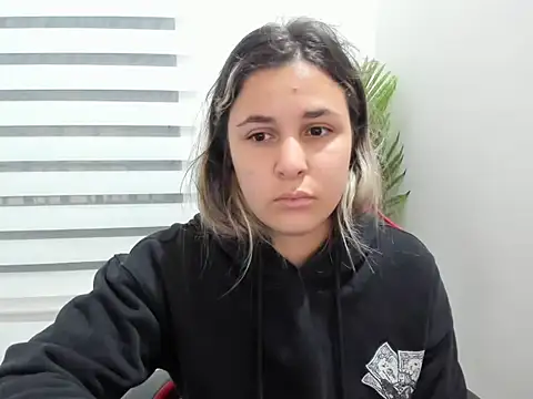 Lana Sofia1 online show from 03/18/26, 12:47