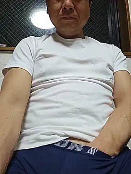 Snapshot of munyunu chatting on 04/14/26, 12:33 munyunu online show from 04/14/26, 12:33