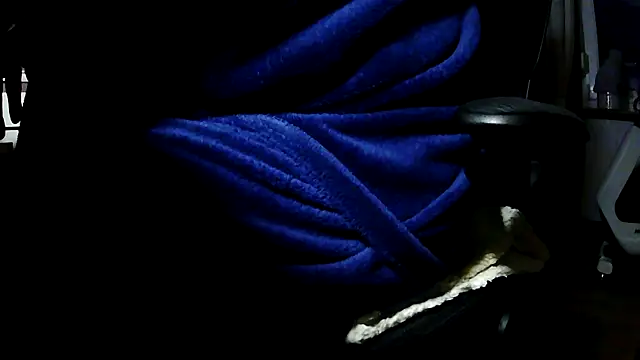 Snapshot of suedel65 chatting on 01/11/26, 04:45 suedel65 online show from 01/11/26, 04:45