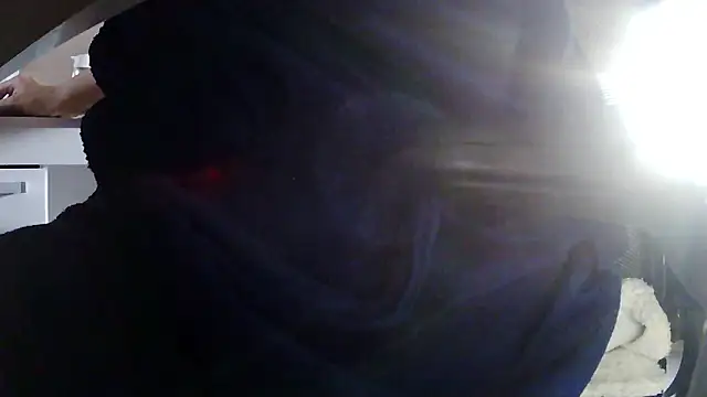 Snapshot of suedel65 chatting on 01/13/26, 02:55 suedel65 online show from 01/13/26, 02:55