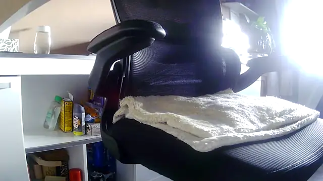 suedel65 online show from 03/09/26, 03:38