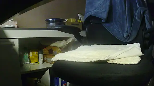 suedel65 online show from 04/01/26, 02:12