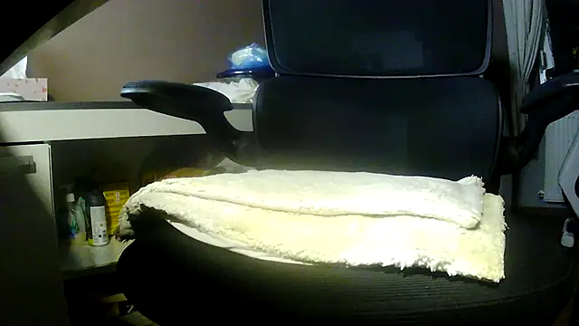 suedel65 online show from 04/02/26, 02:42