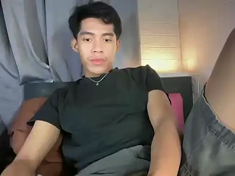 Lightjt04 online show from 04/19/26, 02:38