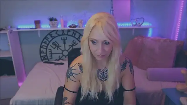 Jan ina online show from 12/08/24, 08:41