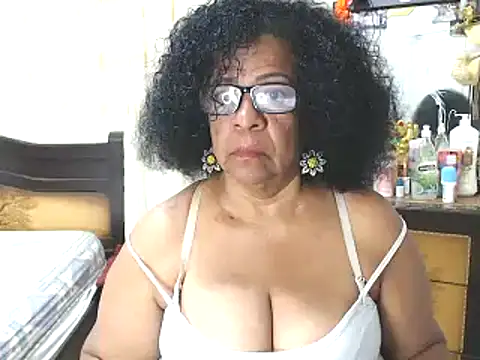 Yayis-hot-sexyw online show from 12/12/24, 02:26