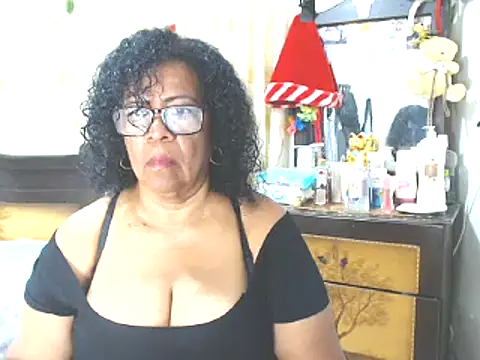 Yayis-hot-sexyw online show from 12/28/24, 09:51