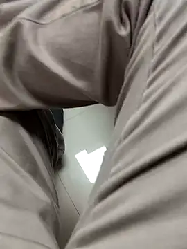 Desi Londa 143 online show from 02/19/25, 08:55