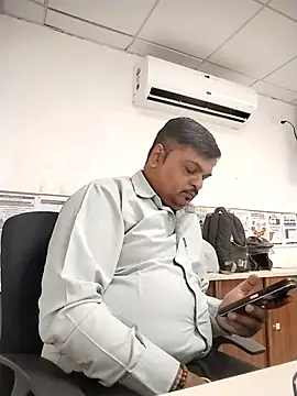 Desi Londa 143 online show from 09/26/25, 05:00