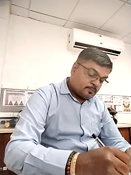 Desi Londa 143 online show from 10/09/25, 05:05