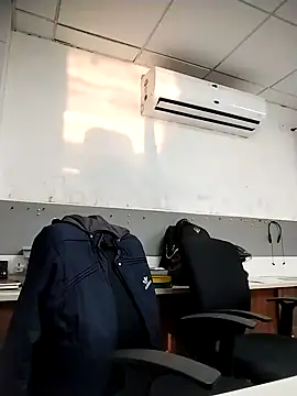 Desi Londa 143 online show from 01/19/26, 11:25