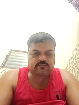 Snapshot of Desi_Londa_143 chatting on 04/27/26, 12:08 Desi Londa 143 online show from 04/27/26, 12:08