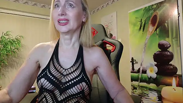 HotLana69 online show from 03/07/26, 05:54