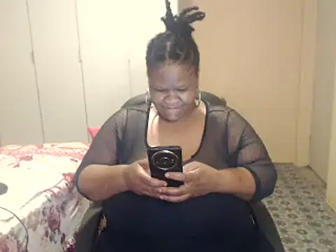 sweetnoziexx online show from 11/28/25, 05:48