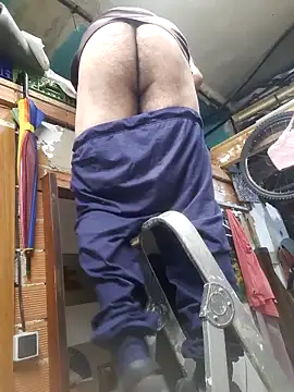 quini41 online show from 10/18/25, 03:13