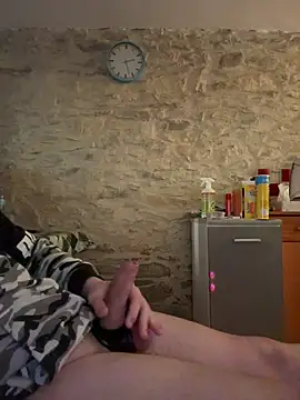 yann2392 online show from 04/07/26, 04:29