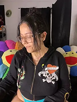 MsConejitaa online show from 01/11/25, 01:53