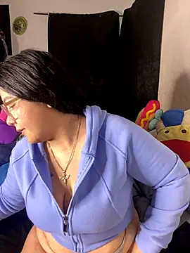 MsConejitaa online show from 11/14/25, 05:11