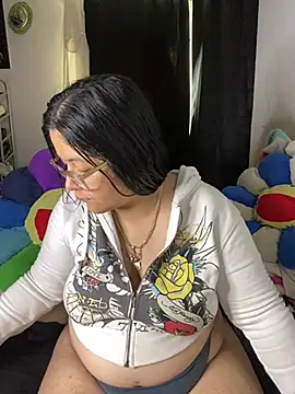 Snapshot of MsConejitaa chatting on 04/24/26, 03:36 MsConejitaa online show from 04/24/26, 03:36
