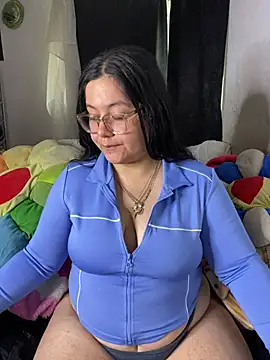 Snapshot of MsConejitaa chatting on 04/29/26, 05:30 MsConejitaa online show from 04/29/26, 05:30
