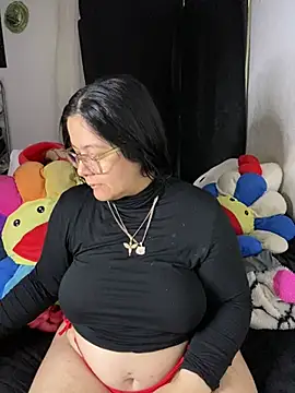 Snapshot of MsConejitaa chatting on 05/01/26, 04:00 MsConejitaa online show from 05/01/26, 04:00