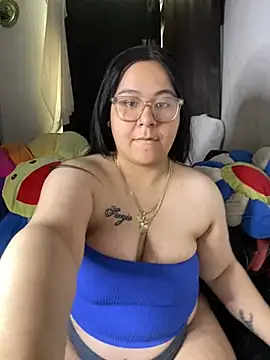 Snapshot of MsConejitaa chatting on 05/04/26, 02:35 MsConejitaa online show from 05/04/26, 02:35