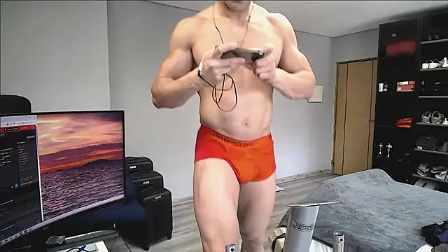 Snapshot of samricci21 chatting on 01/17/26, 11:04 samricci21 online show from 01/17/26, 11:04