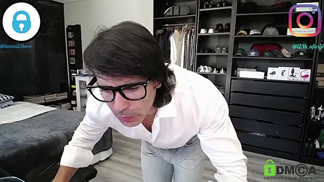 samricci21 online show from 04/02/26, 11:19