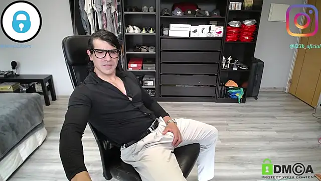 samricci21 online show from 04/08/26, 01:11