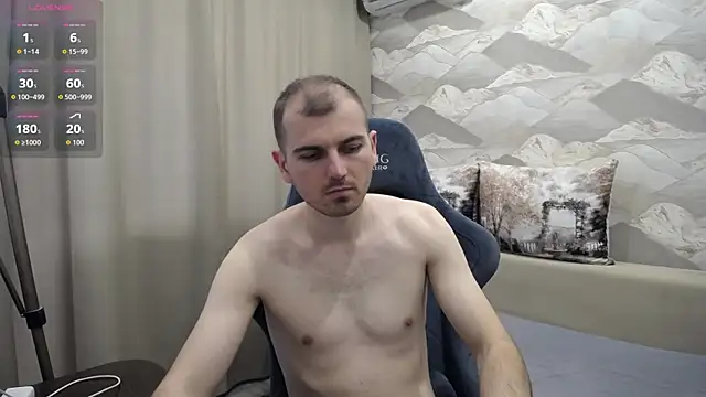 Snapshot of SerzhKorol1 chatting on 07/14/26, 10:54 SerzhKorol1 online show from 07/14/26, 10:54