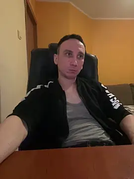 Kuroshitsuji7 online show from 04/18/26, 08:53