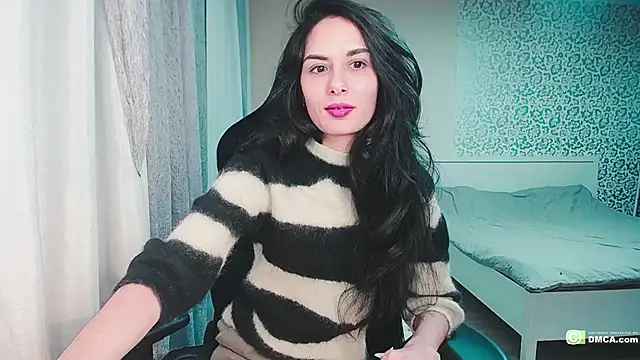 Snapshot of The_Blacksphinxxx chatting on 12/04/24, 05:44 The Blacksphinxxx online show from 12/04/24, 05:44