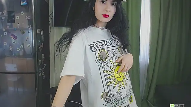 Snapshot of The_Blacksphinxxx chatting on 02/18/25, 11:44 The Blacksphinxxx online show from 02/18/25, 11:44