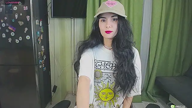 Snapshot of The_Blacksphinxxx chatting on 02/18/25, 03:10 The Blacksphinxxx online show from 02/18/25, 03:10