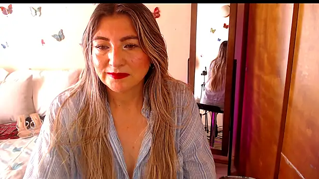 Jolie-Mature online show from 02/14/26, 08:38